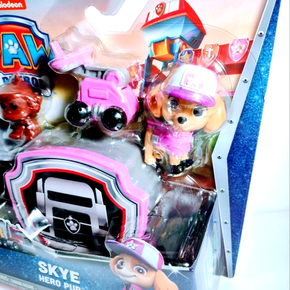Paw Patrol Big Truck Pups Skye Hero Pup Toy Collectible - Picture 2 of 9